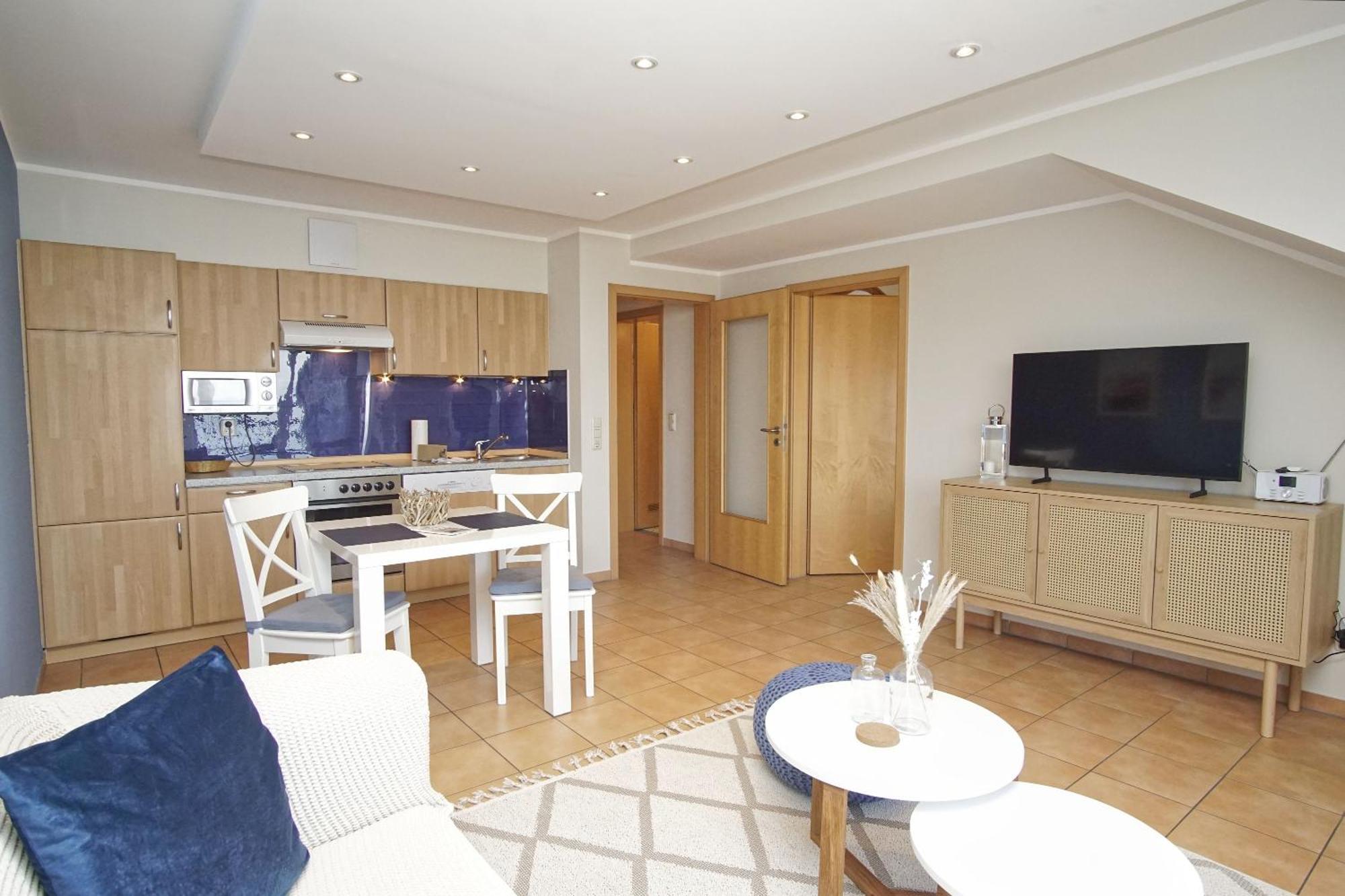 Ferienwohnung Mit Traumhaftem Meerblick - Haus Am Meer Fewo 10 Lohme Ngoại thất bức ảnh