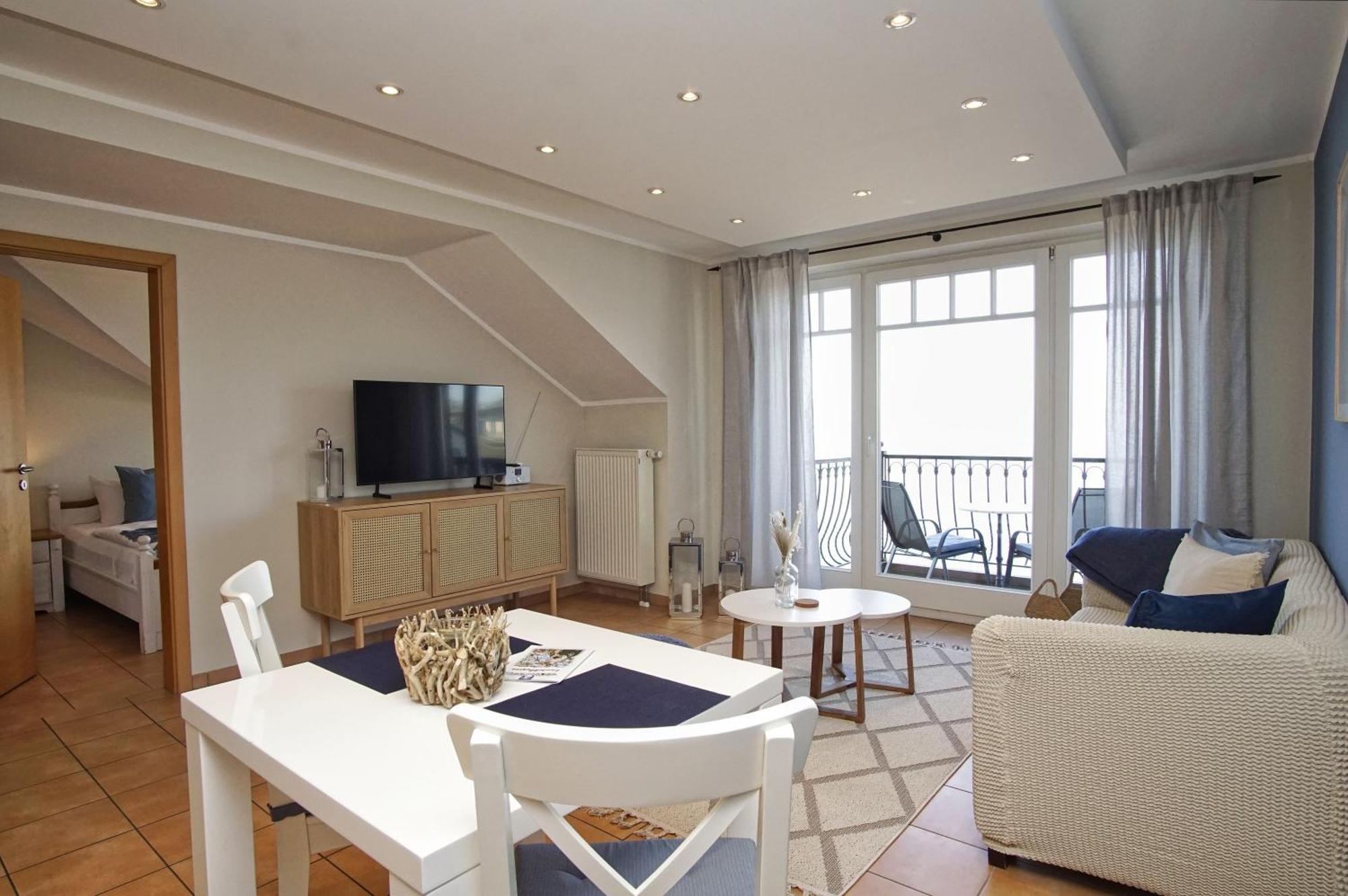 Ferienwohnung Mit Traumhaftem Meerblick - Haus Am Meer Fewo 10 Lohme Ngoại thất bức ảnh