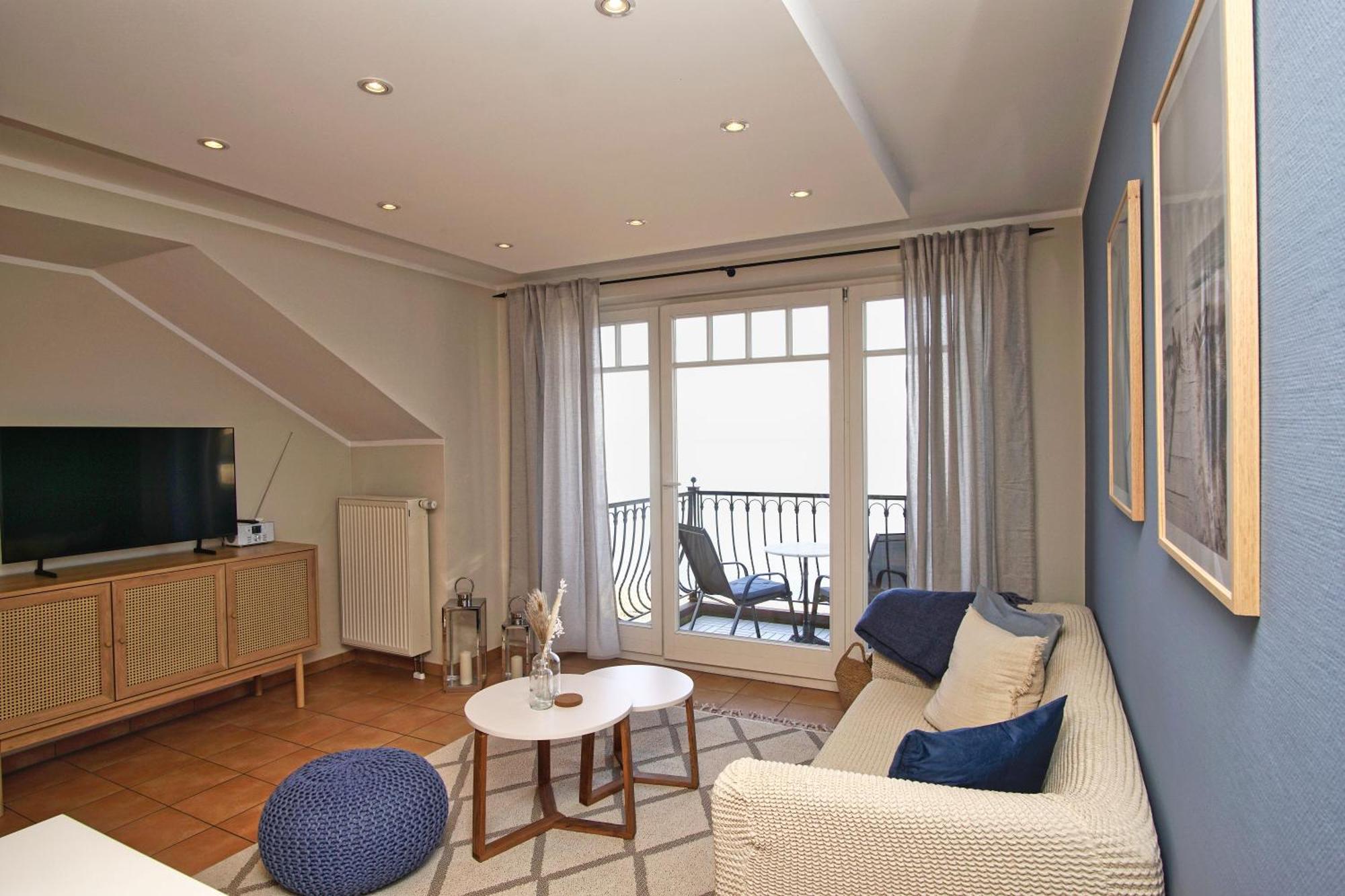 Ferienwohnung Mit Traumhaftem Meerblick - Haus Am Meer Fewo 10 Lohme Ngoại thất bức ảnh